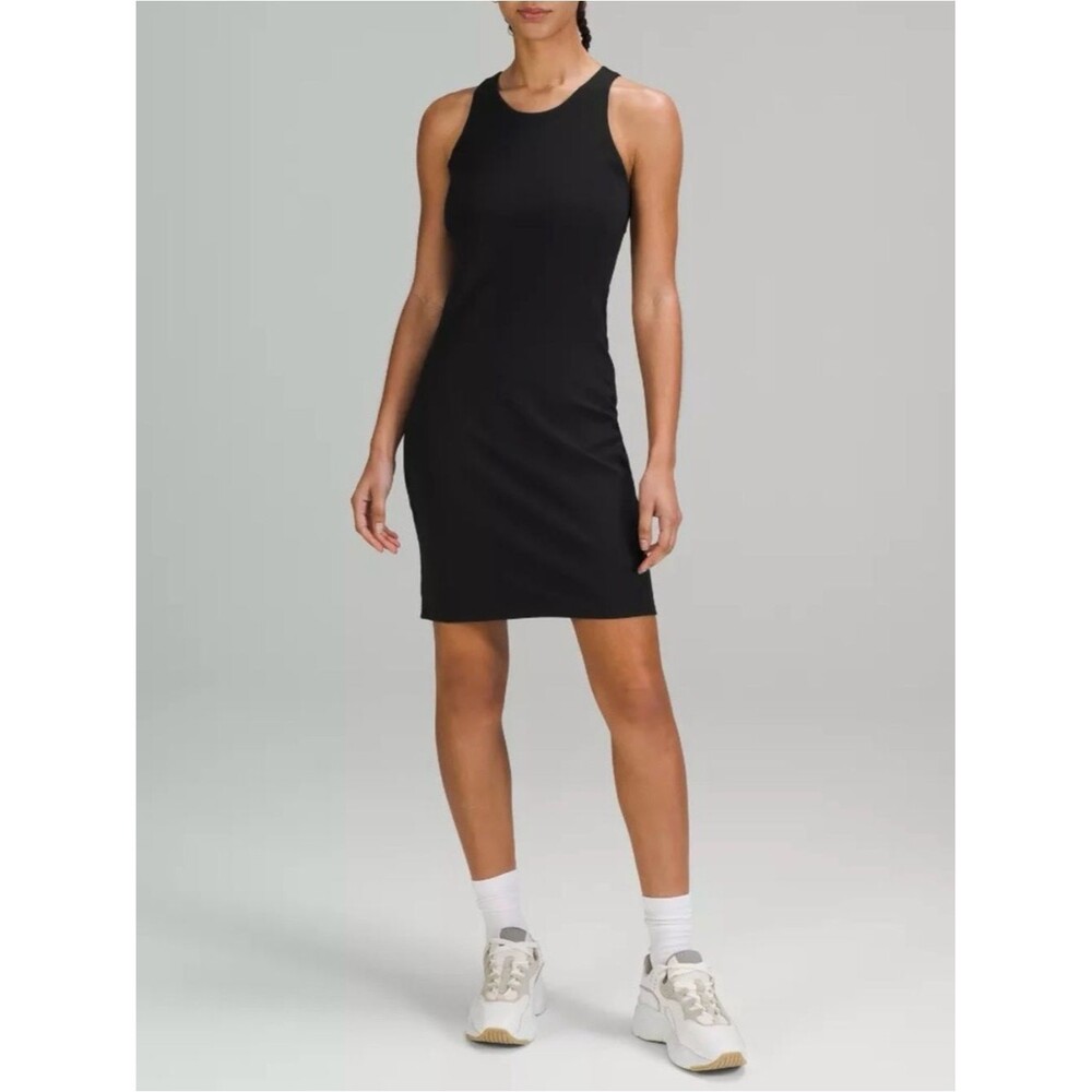 Lululemon Black Slim Fit Above Knee Athletic Mini Dress Women’s Size 2